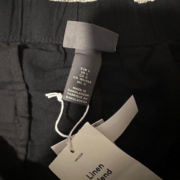 H&M Line Shorts (Large) NWT - Picture 3 of 6